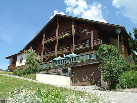 Panorama Garni Ingrid Hotell Toblach Exteriör bild